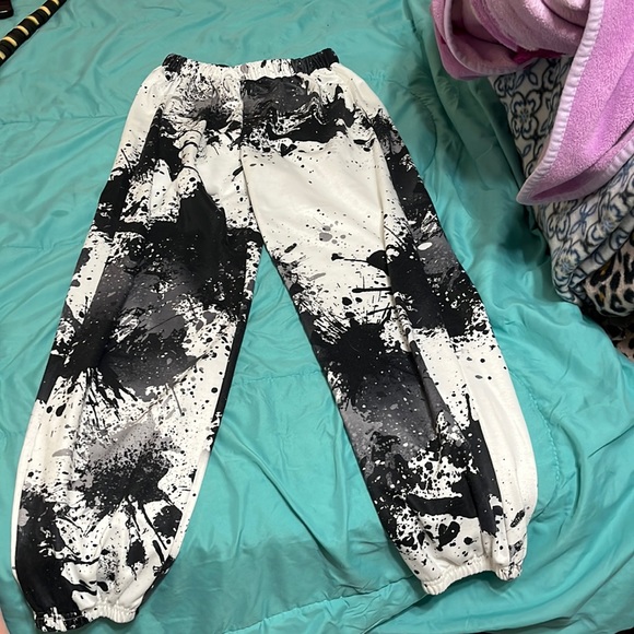 Other - Black and white splash sweat pants,no pockets